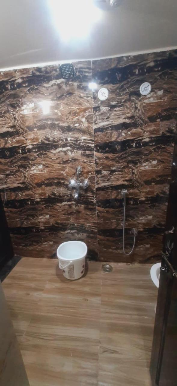 Guest house Rudraksha Kashi By Grb *